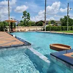 Siri Nakornpink Chiang Mai Hotel Sha Plus
