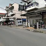 Santithum Studio Apartment