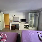 Dozy Lamoon House