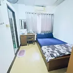 Tapae Inn Hotel