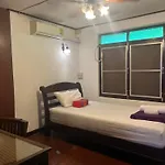 Tata Guesthouse