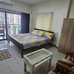 Nimman Rinkam Hostel