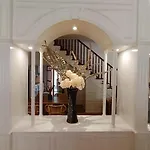 Near Ancient City, Walking Night Bazaar, 6 Bedroom 7 Bathroom Luxury Pool Garden Villa