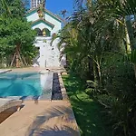 Near Ancient City, Walking Night Bazaar, 6 Bedroom 7 Bathroom Luxury Pool Garden Villa