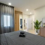 Kanna Farmhouse Pool Villa