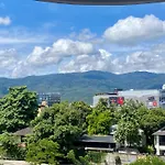 Apartment With Mountain-View Near Nimman