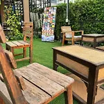 Tc House And Cafe