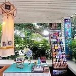 Udee Cozy Hotel