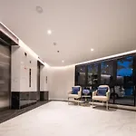 Entire Condo In Central City