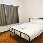 Stay On Sukhumvit Soi 11