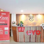 Oyo 544 Sleep Sloth Hostel