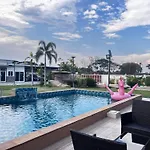 Baan Bua Homestay & Poolvilla