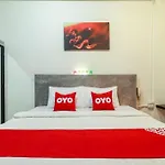 Oyo 412 7 Days Hotel