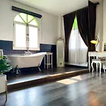 Nidhra Lanna Hotel Chiang Mai