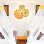 Aphilapa House