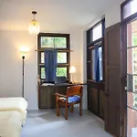 Baannoi Nornmuan Retreat Vacation Rental & Workshop Chiang Mai