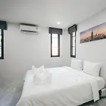 Sky\'S House