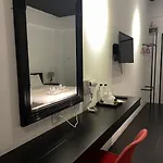 Azz Hotel
