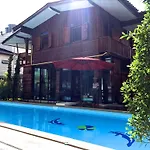 Capital O 1051 Pagoda House