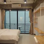 Rinrada Loft Resident