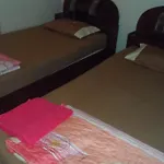 Lek Guesthouse