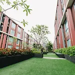 Vienghomnuan Suite Chiangmai At Dvieng Condo