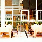 Center Park Service Apartment & Hotel