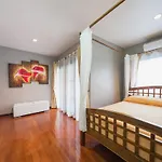 Luxury Town House In The Heart Of The Old City