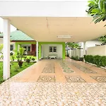 The Green Room Guest House