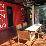 Sleepbox Chiangmai Hotel
