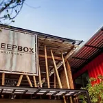 Sleepbox Chiangmai Hotel