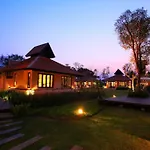 Lanna Boutique Village