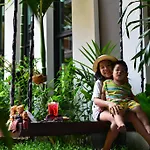 Burapa Boutique