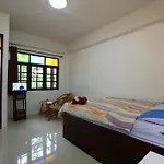 Tr Residence