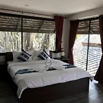 Laan Mai Fai Chang Resort