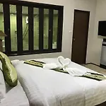 Laan Mai Fai Chang Resort