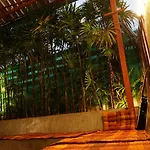 Baan Park Raak Backpacker Hostel