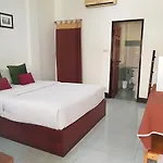 Thana Guesthouse