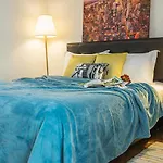 Airone Niman Soi 6 Apartment