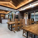Baanchernchiangmai Hotel