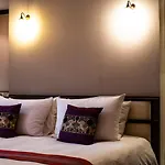 Bann Tazala, Exclusive Residence