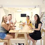 About A Bed Hostel Chiangmai