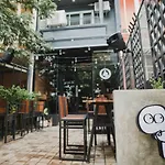 No.9 Hostel&Cafe