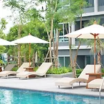 Diamant Modern Room Condominium Resort