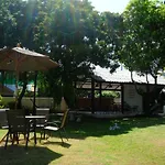 Udee Cozy Bed & Breakfast