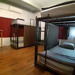 Dada Hostel