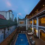 Floral Hotel Thapae Gate Chiangmai