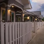 Chiang Mai Bann Income Homestay