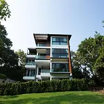 Reiz - Private Residence