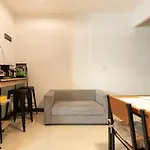 Loft Style Townhouse Near Old City